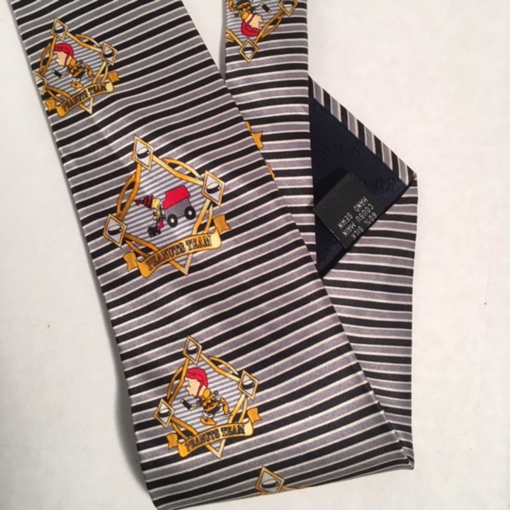 Vintage Peanuts Snoopy/ Charlie Brown Silk Tie - Picture 6 of 8